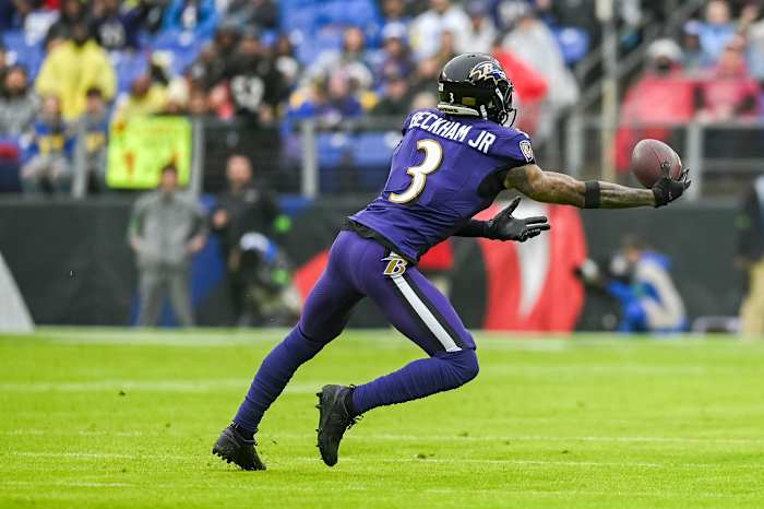 Baltimore Ravens wide receiver Odell Beckham Jr. reaches to make a catch.